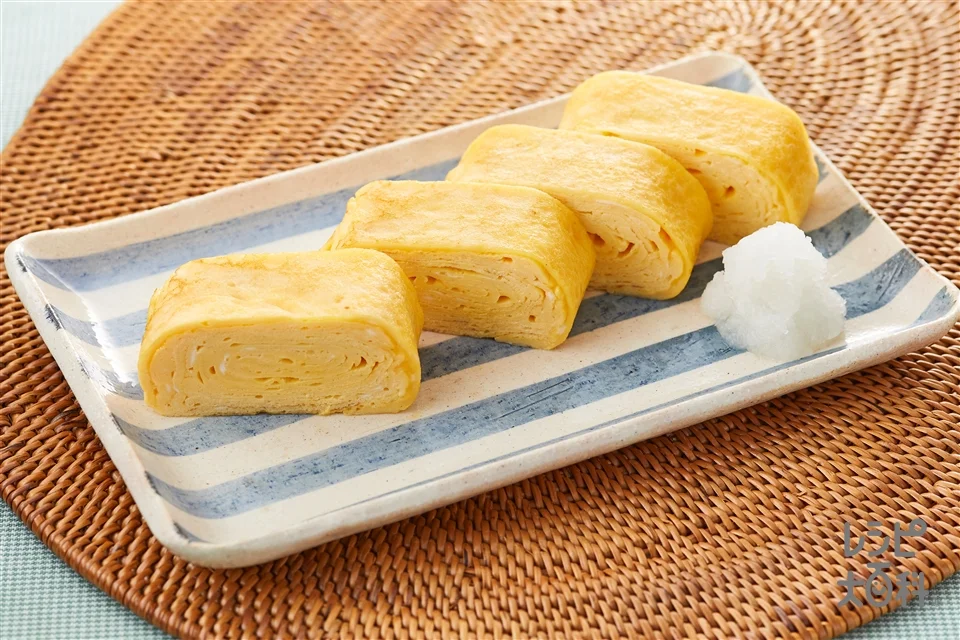 だしまきたまごの盛り付け参考の料理写真です