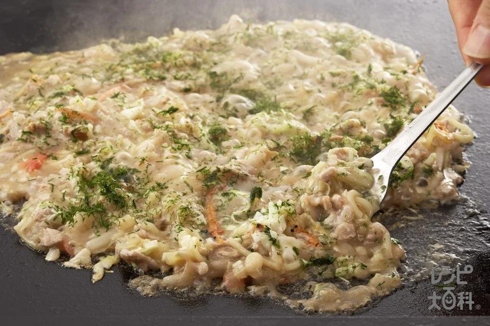もんじゃ焼きの盛り付け参考の料理写真です