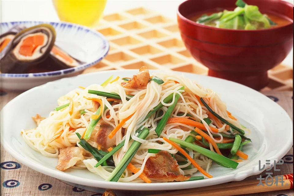 そうめんチャンプルーの盛り付け参考の料理写真です