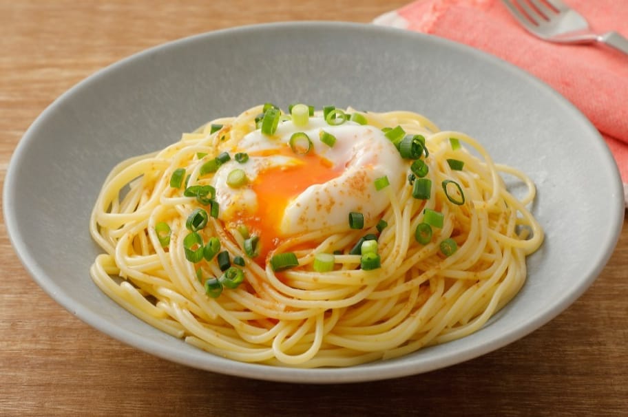 だし香る釜玉パスタ