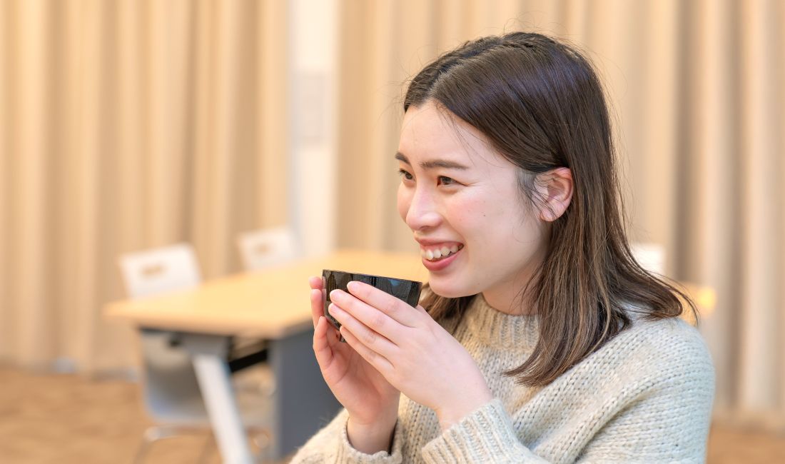 「ほんだし®」みそ汁試食風景
