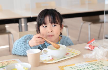 「クノール® カップスープ」試食の写真