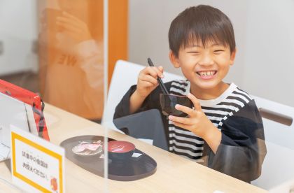 「ほんだし®」みそ汁試食の写真