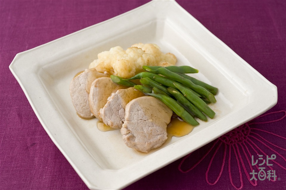 豚ヒレ肉とカリフラワーの炒めもの 黒酢ソース