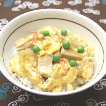 残った「高野豆腐の煮物」を使って高野豆腐の卵とじ丼