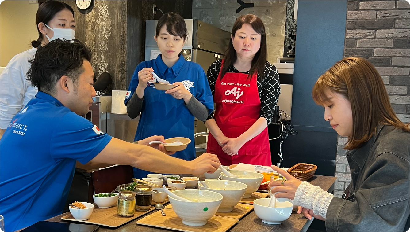 試食会の様子1