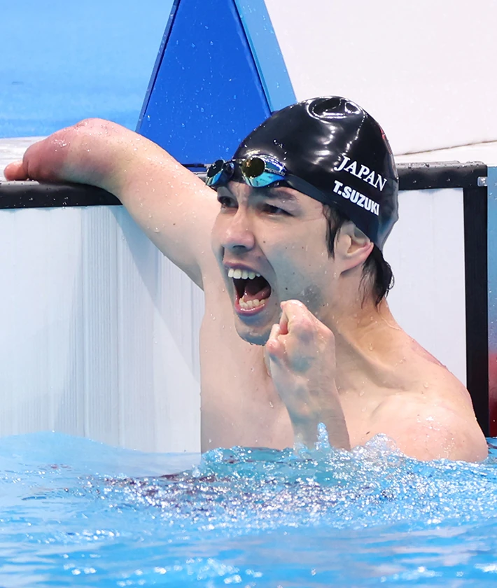 鈴木 孝幸 選手