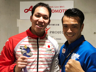 小関也朱篤選手（左）、中村克選手（右）
